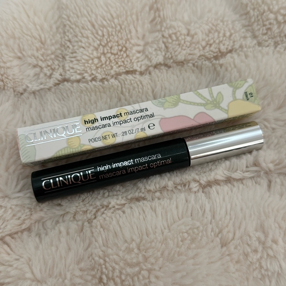 NIB Clinique Black High Impact Mascara